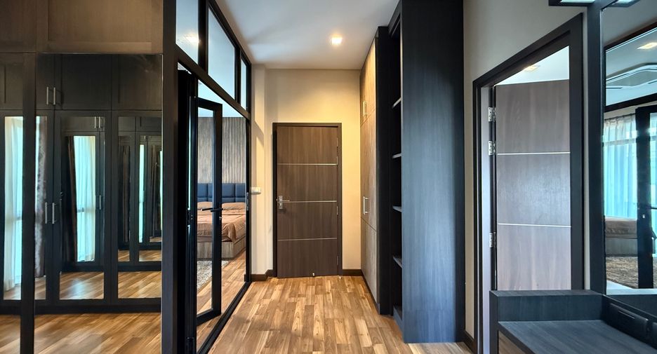 For rent and for sale 5 bedrooms house in Saraphi, Chiang Mai