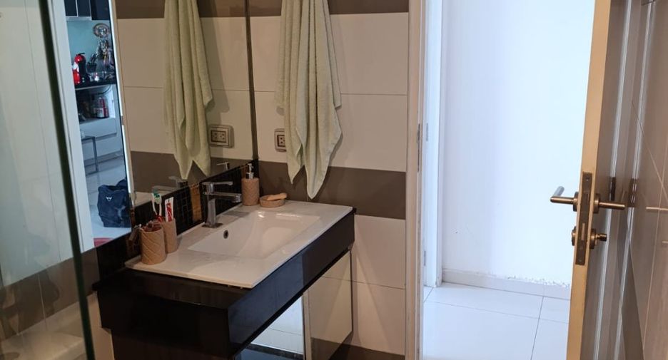 For sale 1 bed condo in Bang Lamung, Chonburi