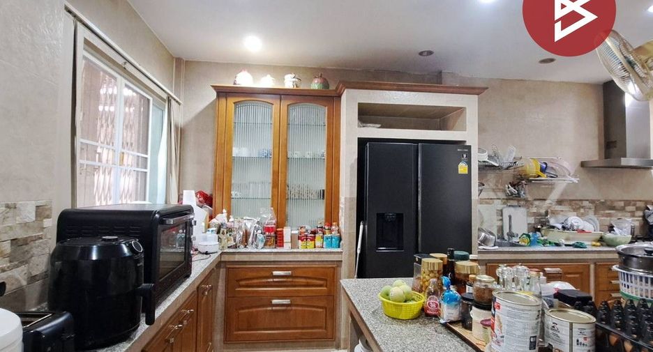 Продажа 3 спальни дом в Bang Bua Thong, Нонтабури