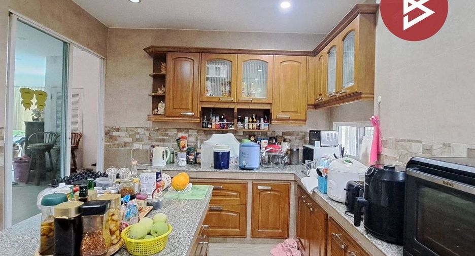 Продажа 3 спальни дом в Bang Bua Thong, Нонтабури