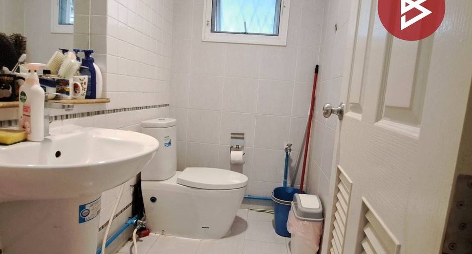Продажа 3 спальни дом в Bang Bua Thong, Нонтабури
