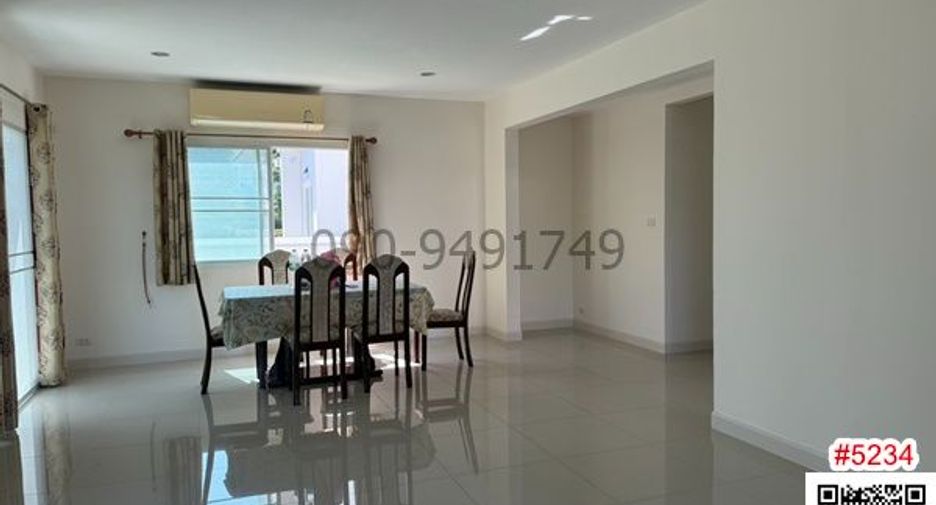 For rent 3 bedrooms house in Min Buri, Bangkok
