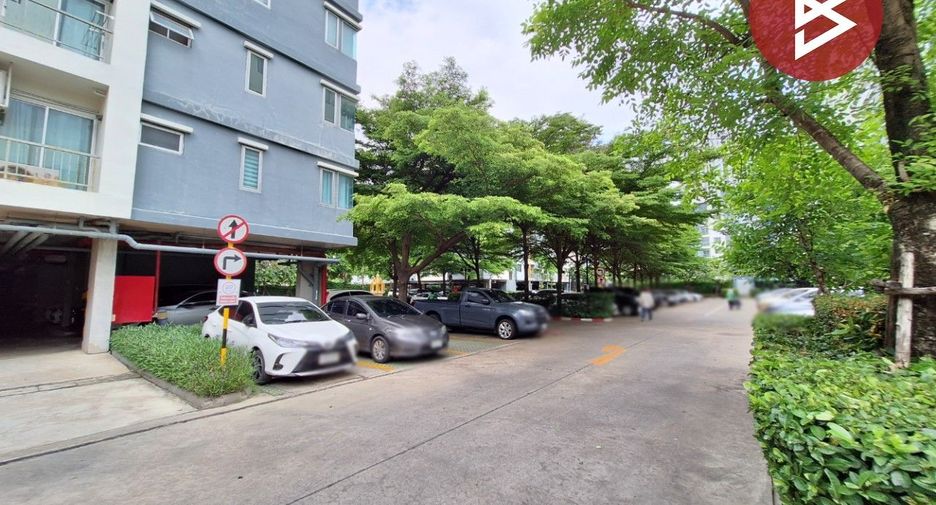 For sale 1 bed condo in Huai Khwang, Bangkok