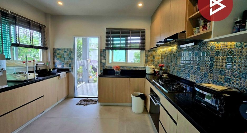 Продажа 4 спальни дом в Bang Phli, Самутпракан