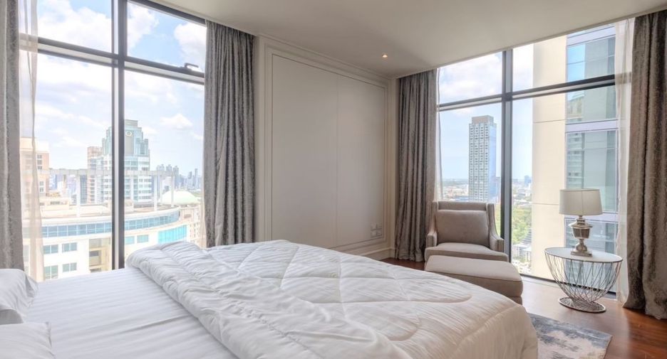 For sale 3 bedrooms condo in Pathum Wan, Bangkok