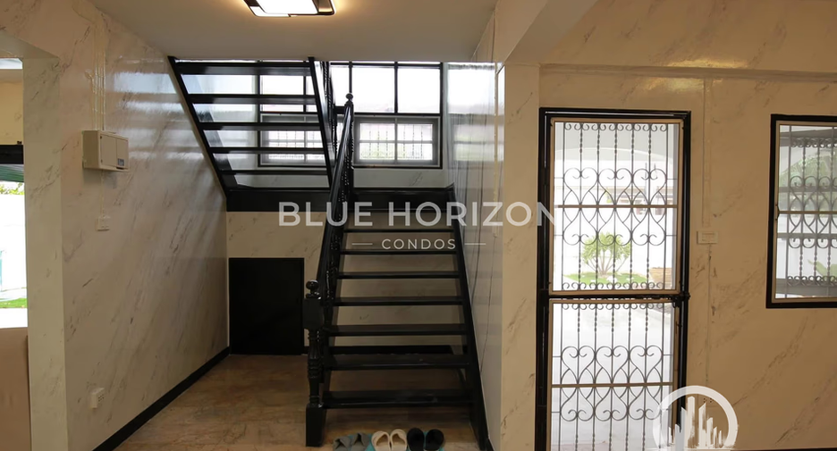 For sale and for rent 3 bedrooms house in Bang Lamung, Chonburi