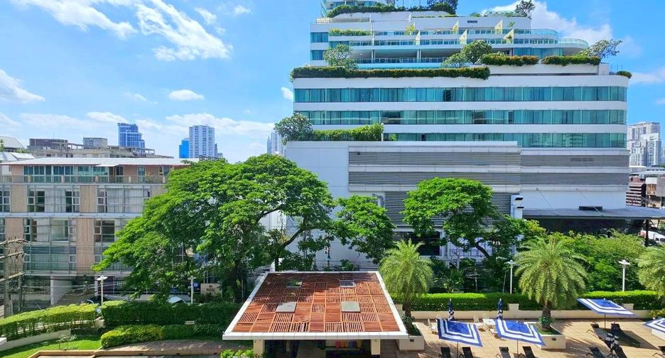 Apartamento con servicios en alquiler de 1 habitaciones en Khlong Toei, Bangkok