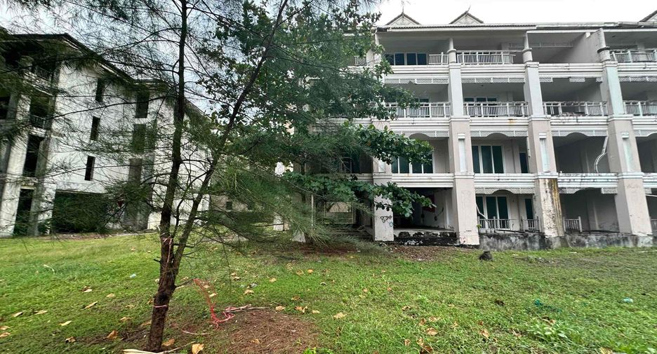 For sale 112 bedrooms retail Space in Thalang, Phuket
