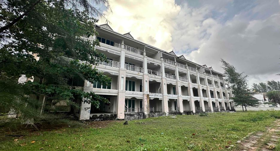 For sale 112 bedrooms retail Space in Thalang, Phuket