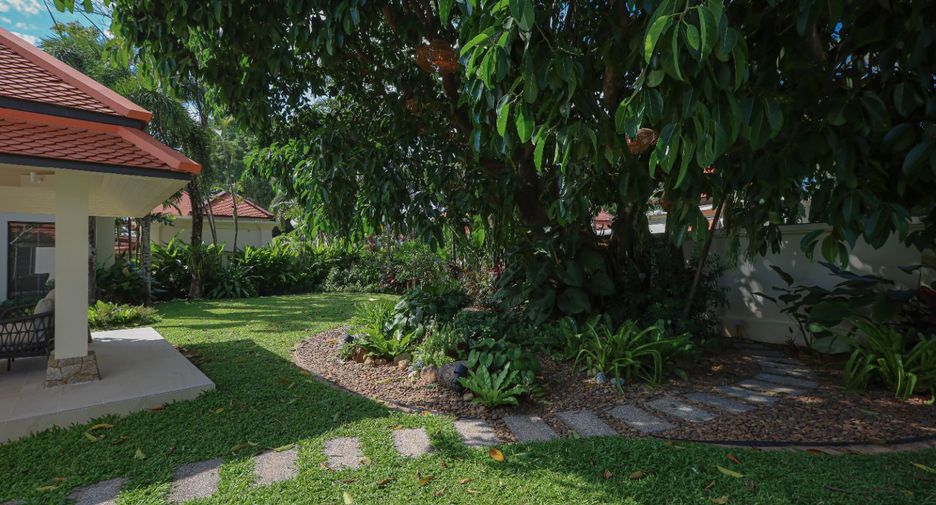 Villa zur Miete und zum Kauf mit 4 Zimmer in Thalang, Phuket