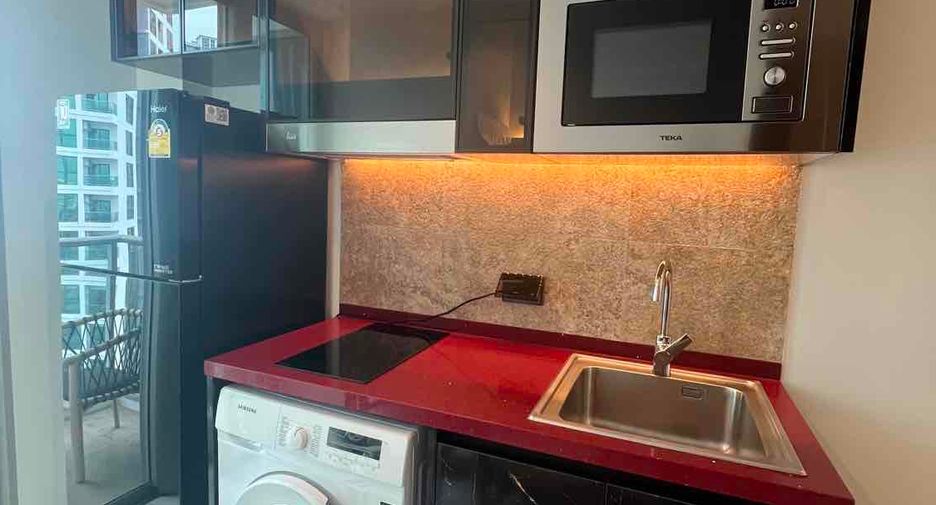 For rent and for sale 1 bed condo in Bang Lamung, Chonburi