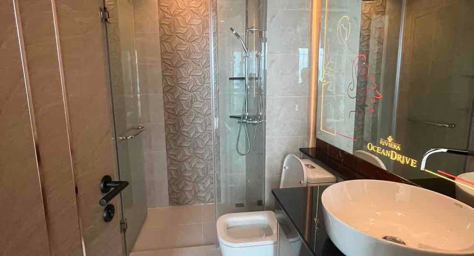 For rent and for sale 1 bed condo in Bang Lamung, Chonburi