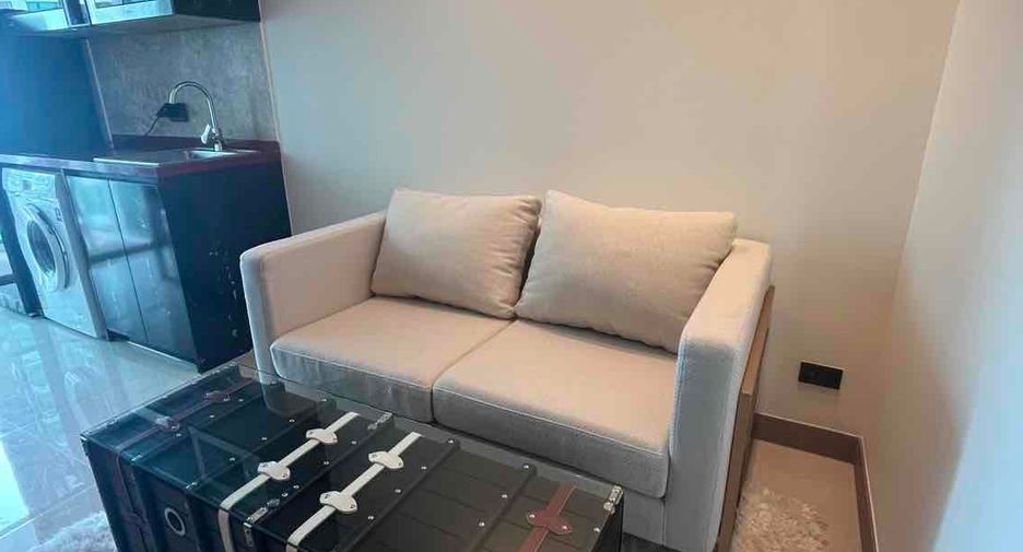 For rent and for sale 1 bed condo in Bang Lamung, Chonburi