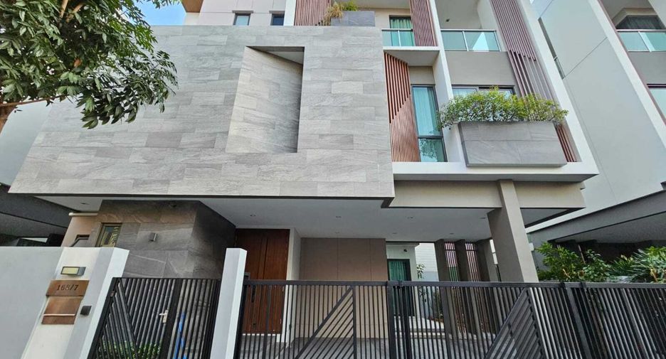 For rent 4 bedrooms house in Suan Luang, Bangkok