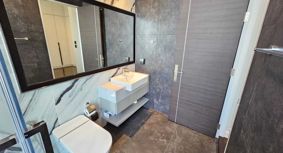 For rent 4 bedrooms house in Suan Luang, Bangkok