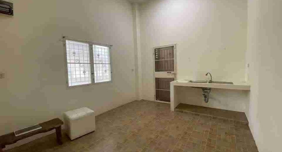 Haus zum Kauf mit 3 Zimmer in Sattahip, Chonburi