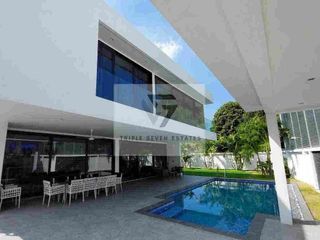 For sale 7 bedrooms villa in Bang Lamung, Chonburi