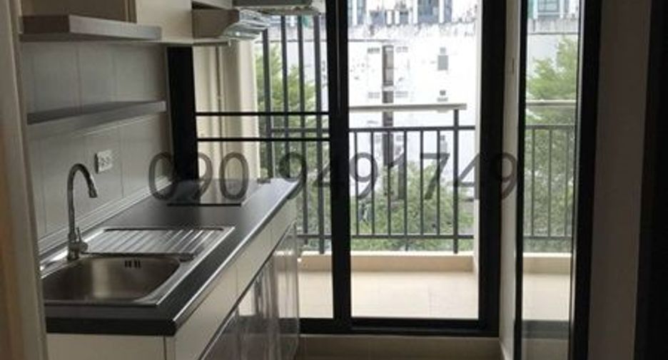 For rent 1 bed townhouse in Bang Na, Bangkok