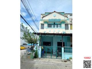 For Rent 5 Bedroom Townhouse In Prawet, Bangkok