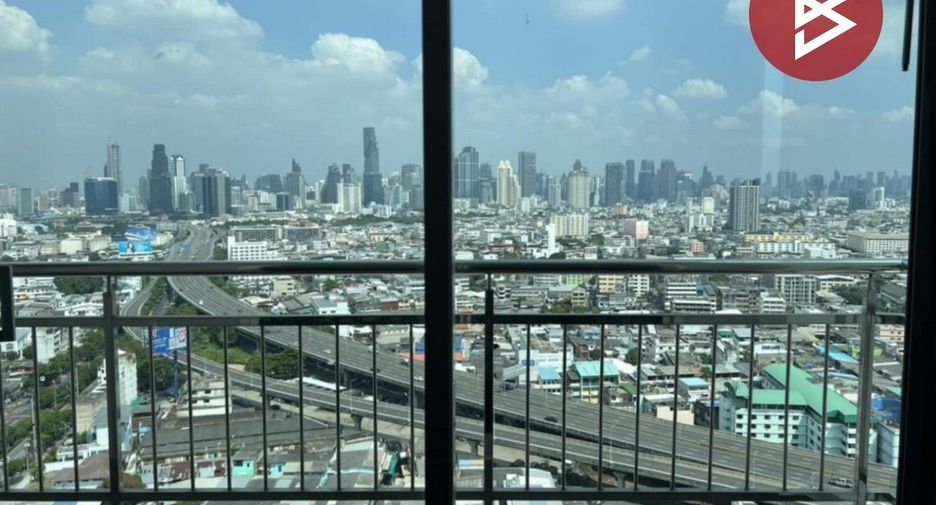 Condo en venta de 2 habitaciones en Bang Kho Laem, Bangkok