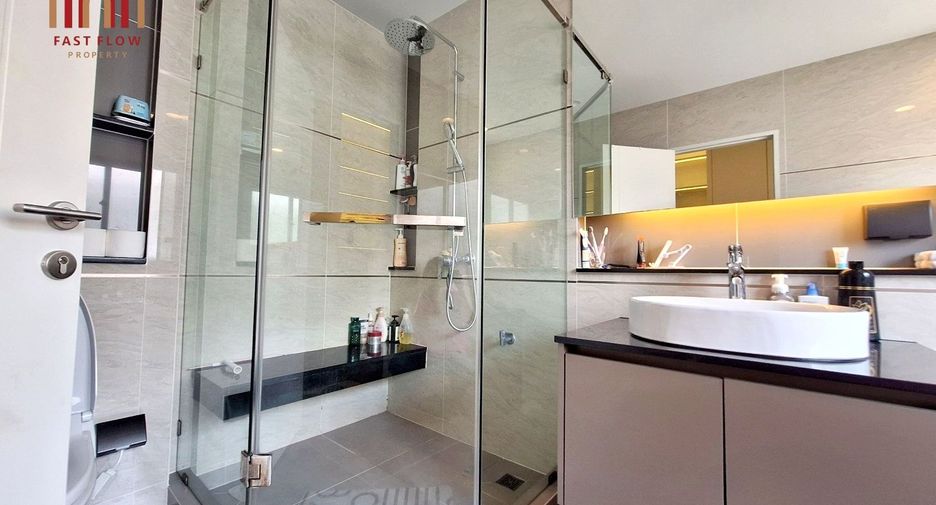 For sale 3 bedrooms house in Thawi Watthana, Bangkok