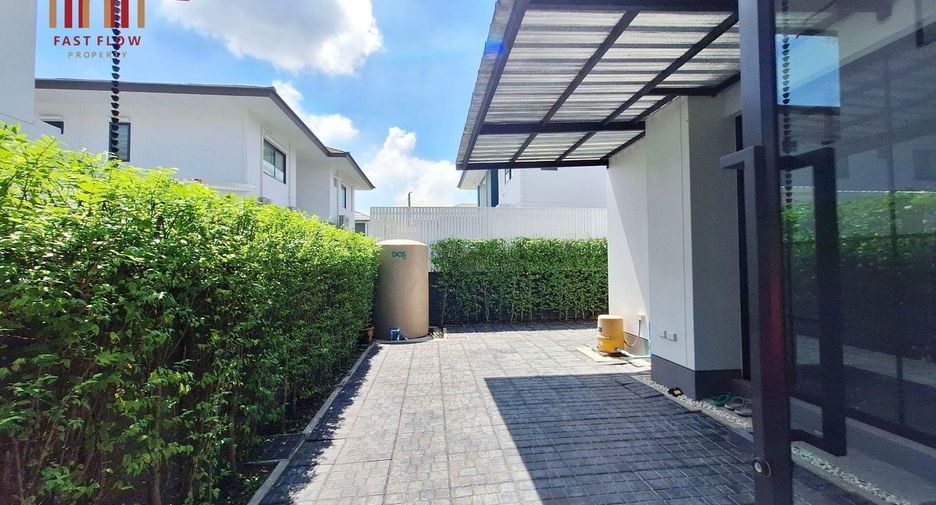 For sale 3 bedrooms house in Thawi Watthana, Bangkok
