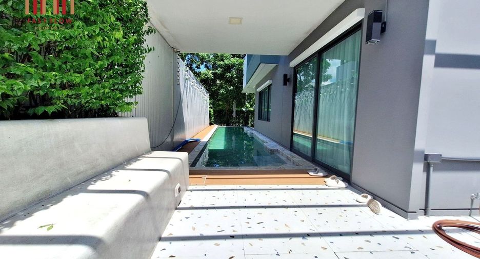 For sale 3 bedrooms house in Thawi Watthana, Bangkok