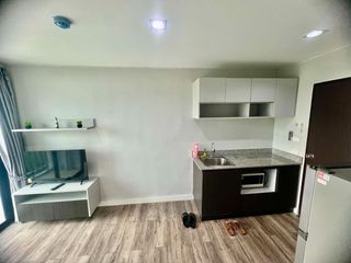 For sale 1 bed condo in Si Racha, Chonburi