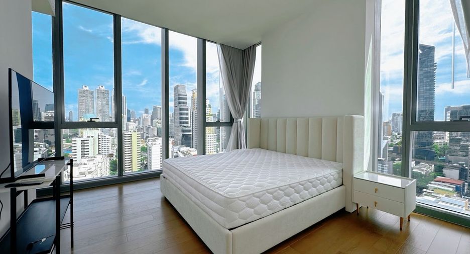 À louer 3 chambres condo à Khlong Toei, Bangkok