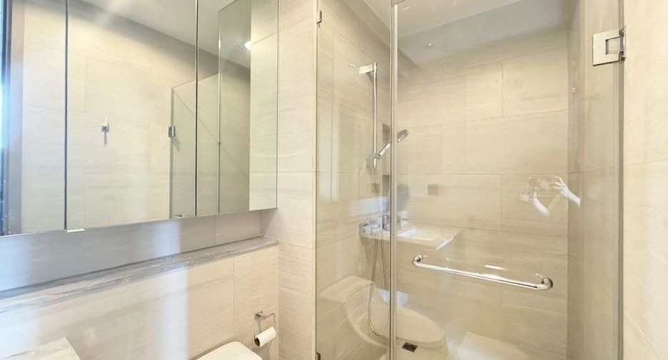 For rent and for sale 2 bedrooms condo in Sathon, Bangkok