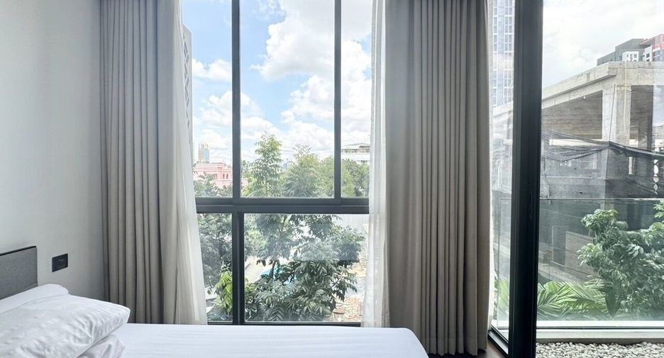 For rent and for sale 2 bedrooms condo in Sathon, Bangkok