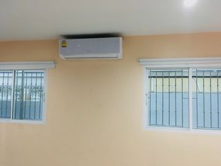 Reihenhaus zur Miete mit 3 Zimmer in Huai Khwang, Bangkok