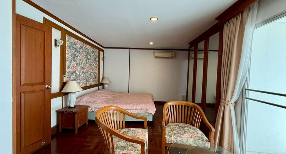For sale 4 bedrooms condo in Bang Lamung, Chonburi