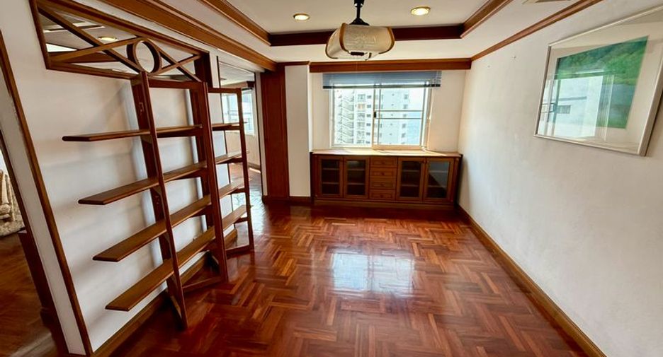 For sale 4 bedrooms condo in Bang Lamung, Chonburi