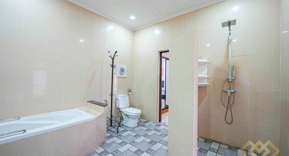For sale 3 ベッドルーム house in Bang Lamung, Chonburi