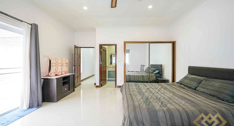For sale 3 ベッドルーム house in Bang Lamung, Chonburi