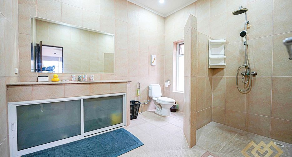 For sale 3 ベッドルーム house in Bang Lamung, Chonburi