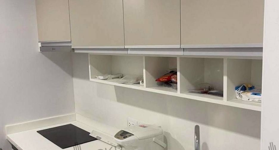 Wohnung zum Kauf mit 1 Zimmer in Yan Nawa, Bangkok