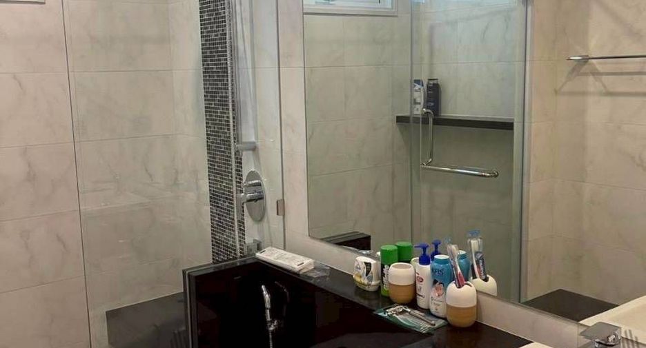 Wohnung zum Kauf mit 1 Zimmer in Yan Nawa, Bangkok