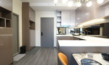 For sale 2 bedrooms condo in Khlong Toei, Bangkok