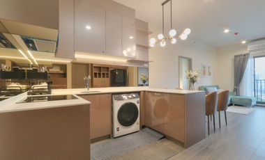 For sale 2 bedrooms condo in Khlong Toei, Bangkok