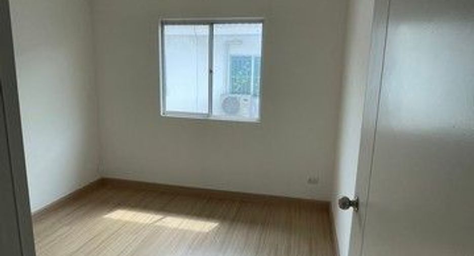For sale 1 bed townhouse in Thanyaburi, Pathum Thani