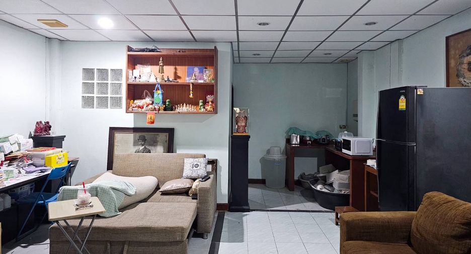 For sale 2 bedrooms townhouse in Bang Bua Thong, Nonthaburi