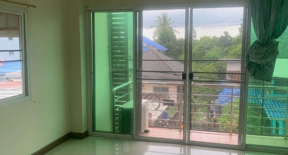 For sale retail Space in Mueang Nakhon Sawan, Nakhon Sawan