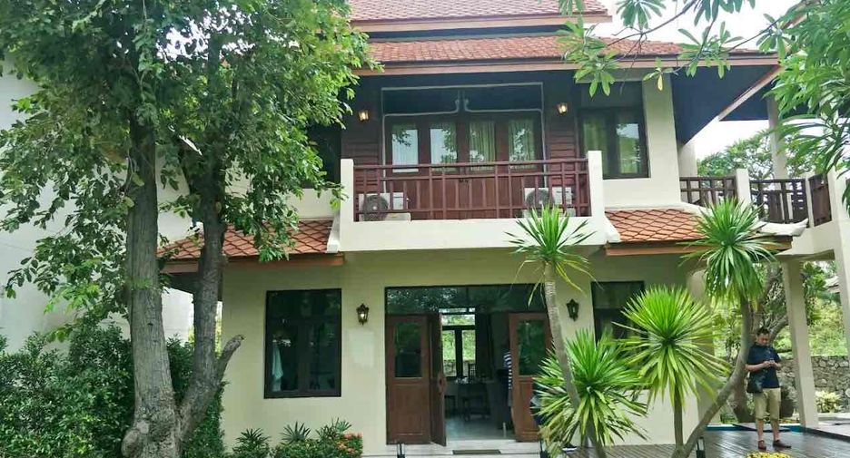 À louer 32 chambres local commercial à Jomtien, Pattaya