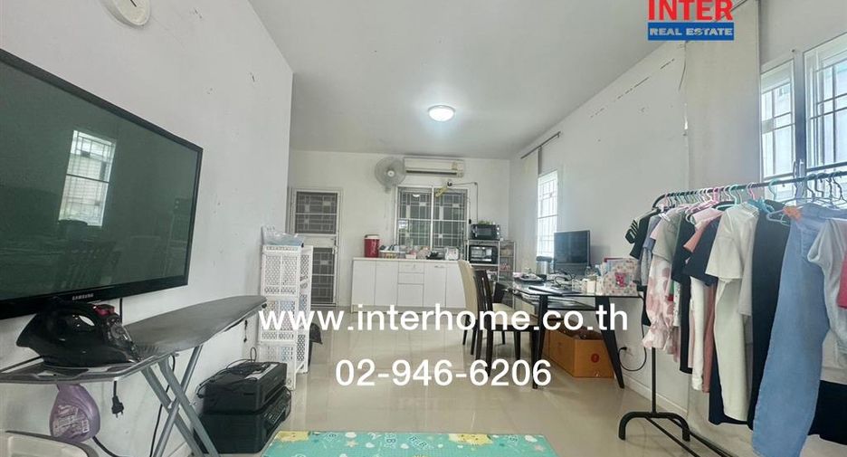 For sale 3 ベッドルーム townhouse in Bang Khun Thian, Bangkok