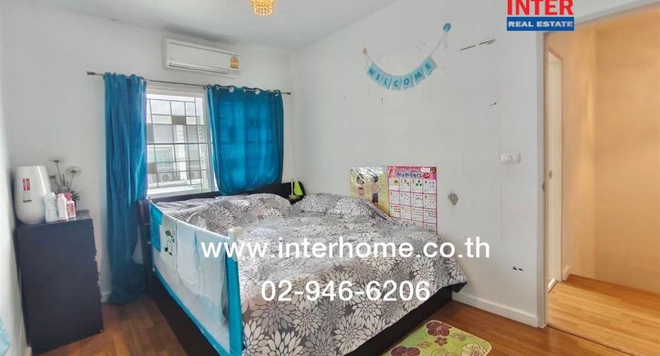 For sale 3 ベッドルーム townhouse in Bang Khun Thian, Bangkok