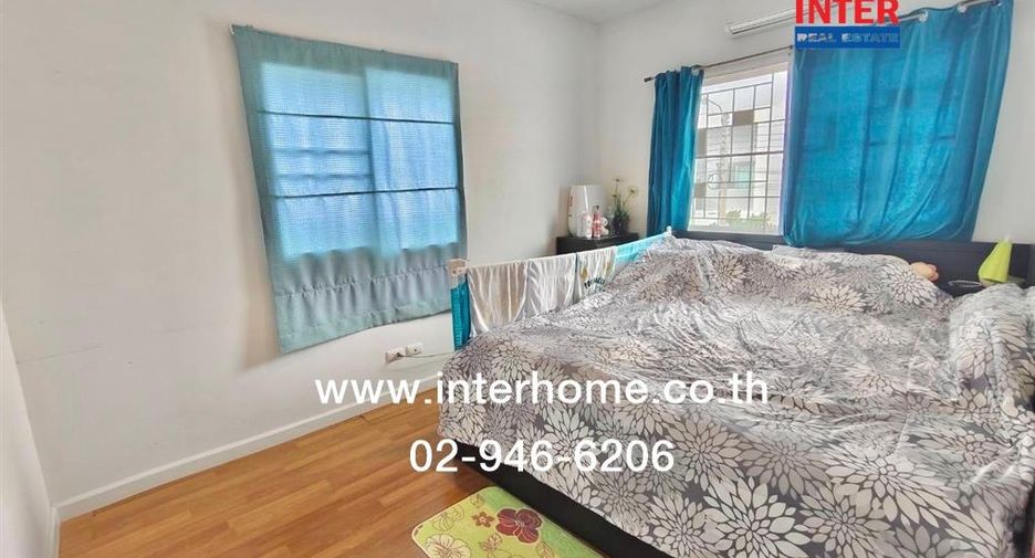 For sale 3 ベッドルーム townhouse in Bang Khun Thian, Bangkok