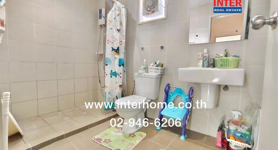 For sale 3 ベッドルーム townhouse in Bang Khun Thian, Bangkok