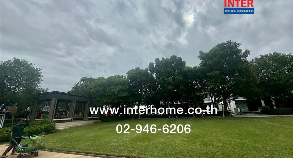 For sale 3 ベッドルーム townhouse in Bang Khun Thian, Bangkok